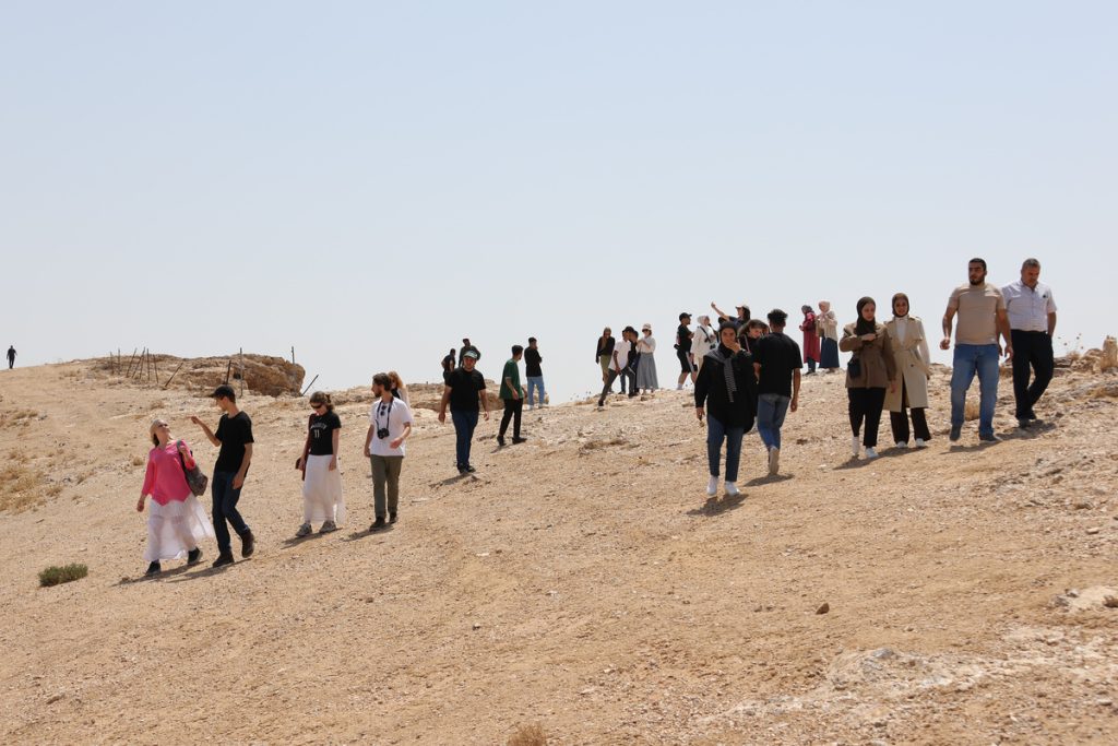 10 Volunteer Programs In The West Bank for 2026-2027